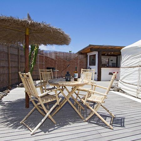 Tabayesco Finca De Arrieta Village - Yurts And Stone Cottages - Shared Pool - Walking Distance To Arrieta Beach - Eco Friendly מראה חיצוני תמונה