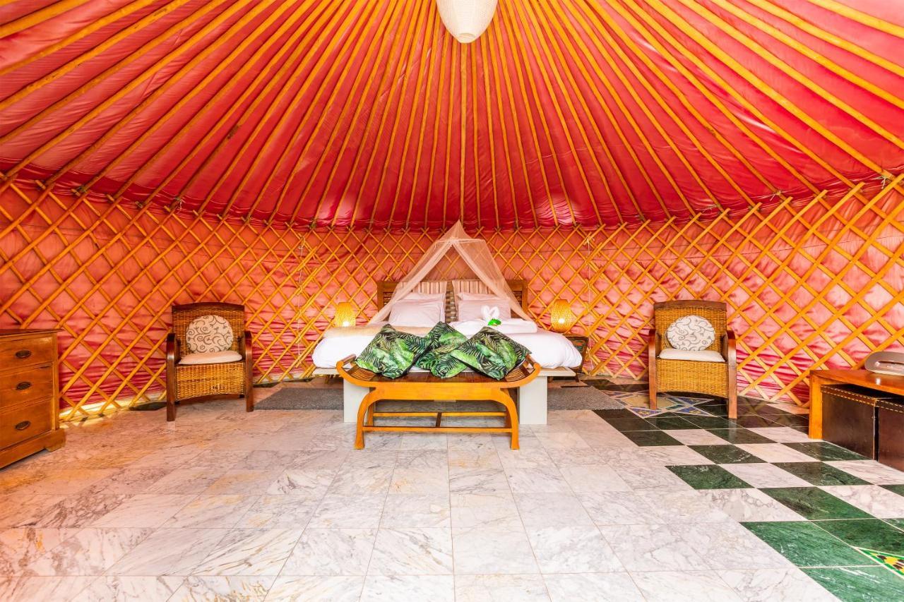 Tabayesco Finca De Arrieta Village - Yurts And Stone Cottages - Shared Pool - Walking Distance To Arrieta Beach - Eco Friendly מראה חיצוני תמונה