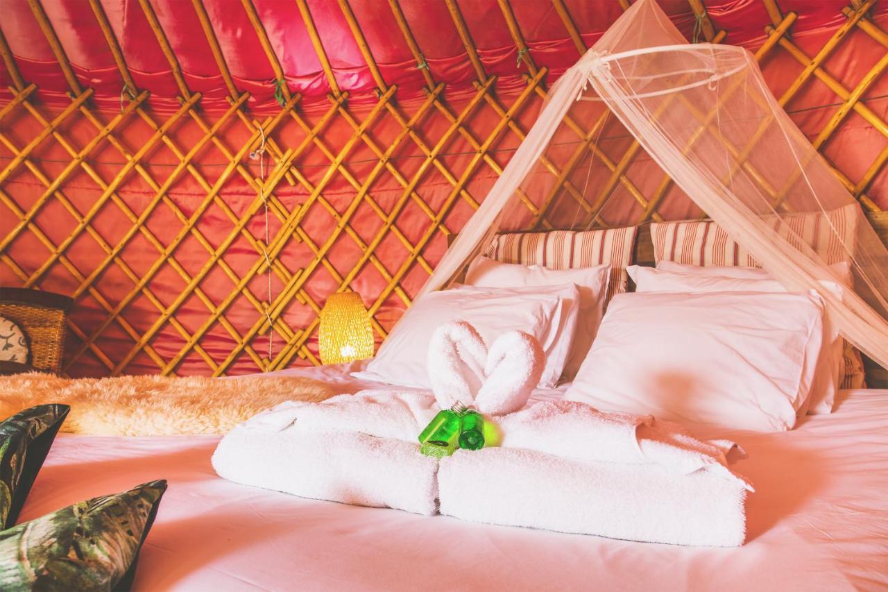 Tabayesco Finca De Arrieta Village - Yurts And Stone Cottages - Shared Pool - Walking Distance To Arrieta Beach - Off Grid מראה חיצוני תמונה