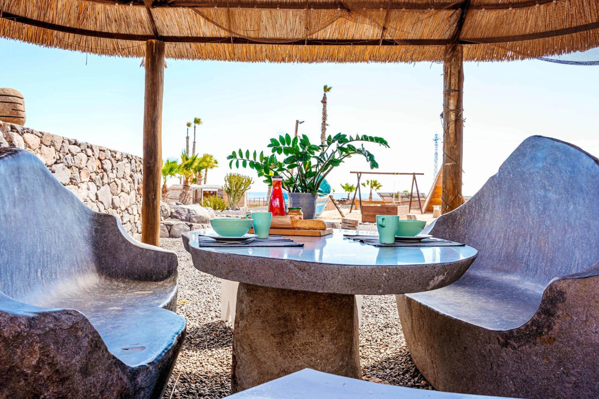Tabayesco Finca De Arrieta Village - Yurts And Stone Cottages - Shared Pool - Walking Distance To Arrieta Beach - Eco Friendly מראה חיצוני תמונה