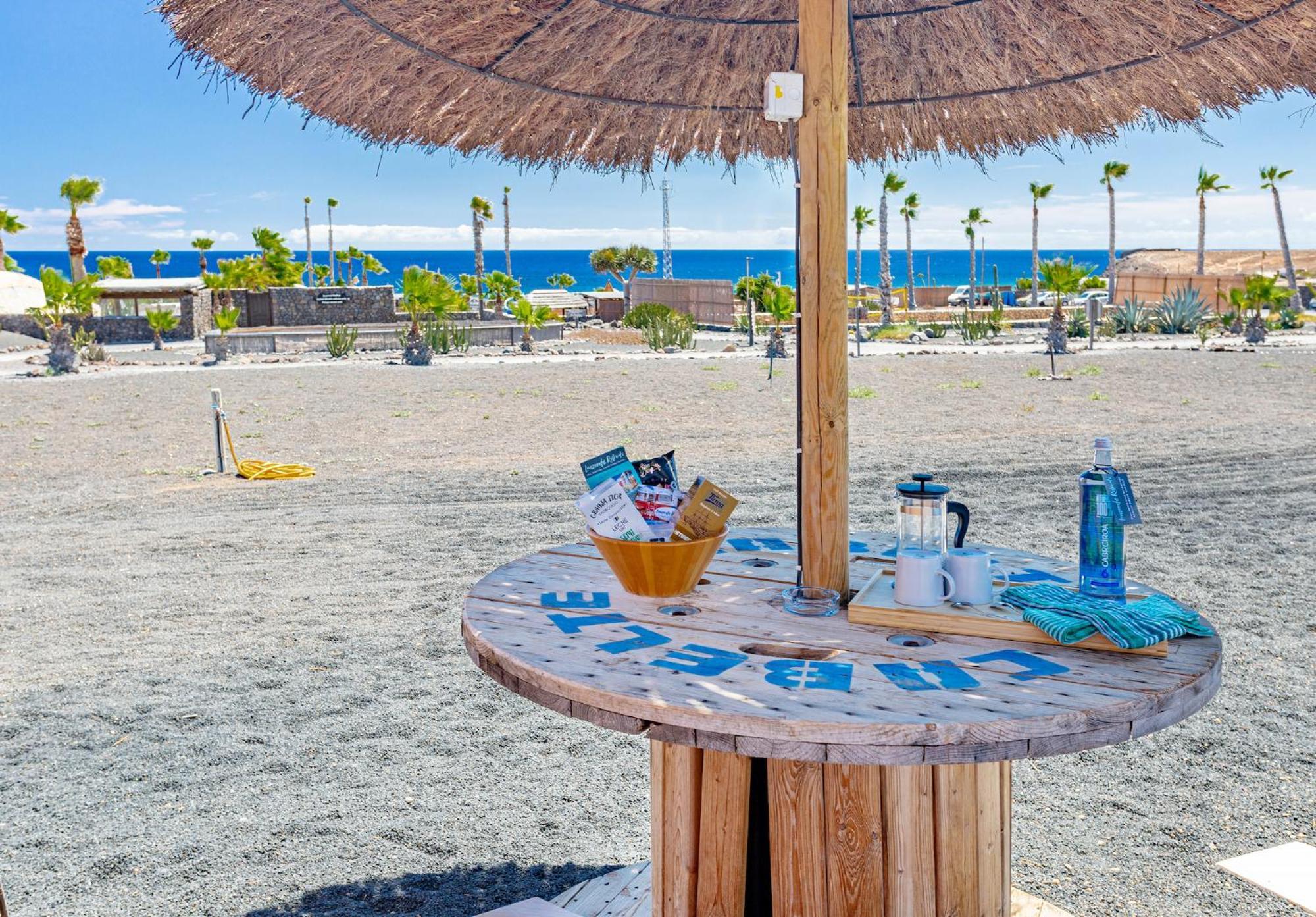 Tabayesco Finca De Arrieta Village - Yurts And Stone Cottages - Shared Pool - Walking Distance To Arrieta Beach - Eco Friendly מראה חיצוני תמונה