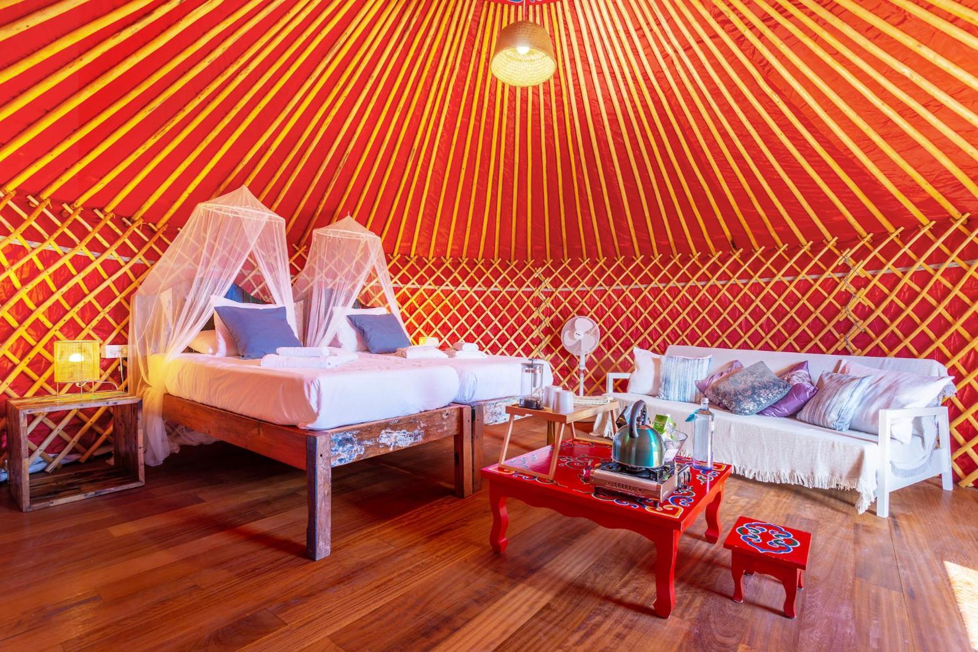 Tabayesco Finca De Arrieta Village - Yurts And Stone Cottages - Shared Pool - Walking Distance To Arrieta Beach - Eco Friendly מראה חיצוני תמונה