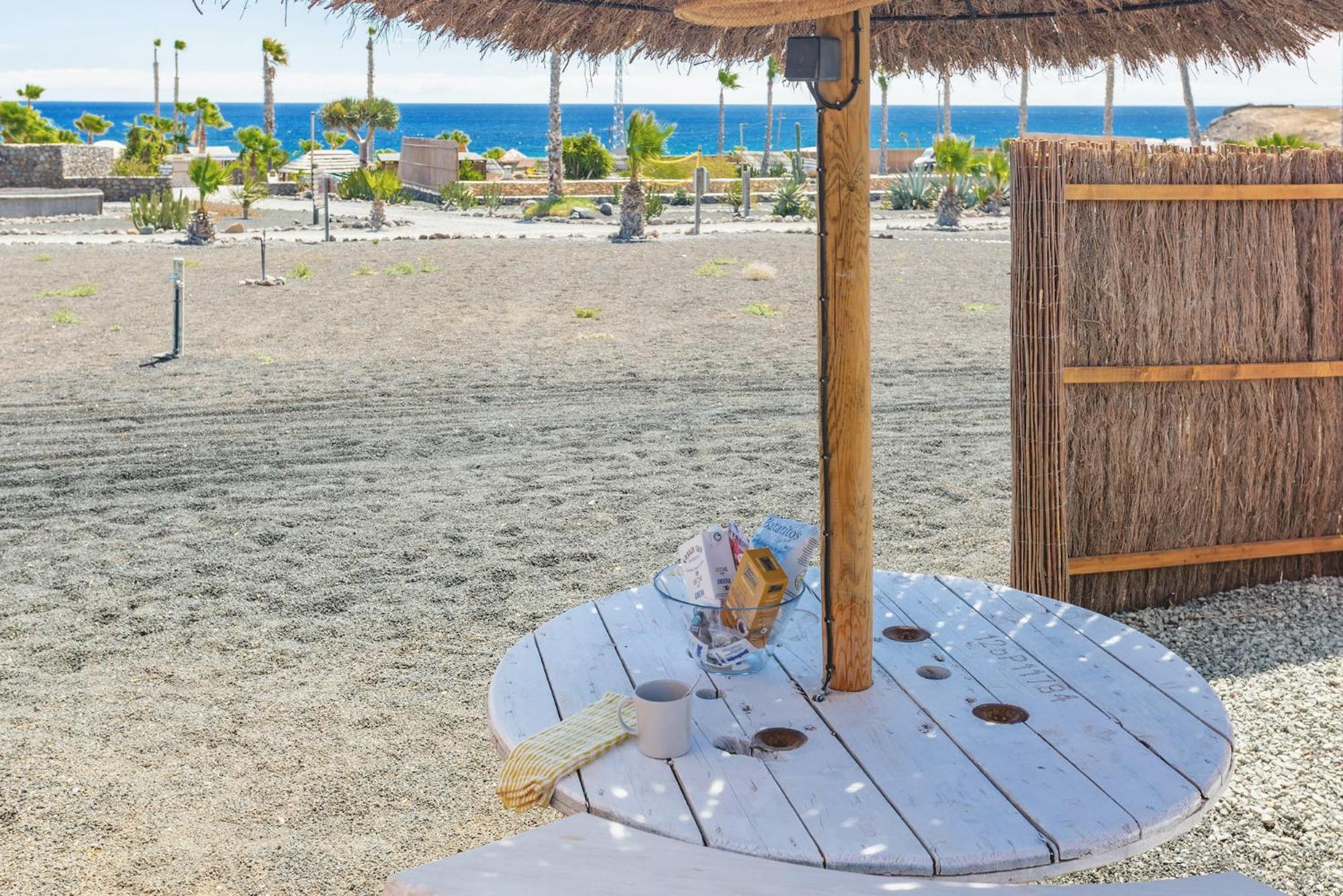 Tabayesco Finca De Arrieta Village - Yurts And Stone Cottages - Shared Pool - Walking Distance To Arrieta Beach - Eco Friendly מראה חיצוני תמונה