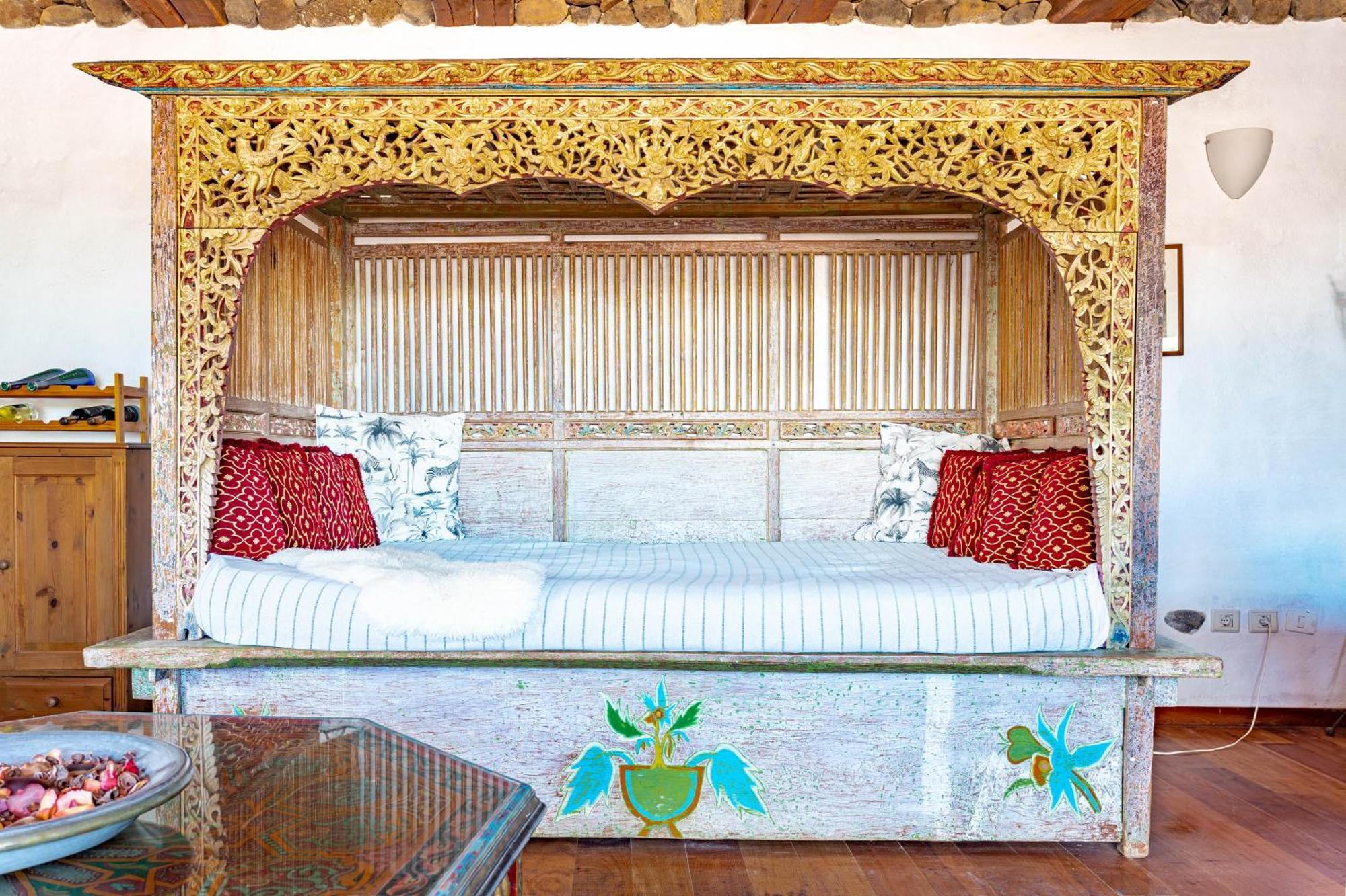 Tabayesco Finca De Arrieta Village - Yurts And Stone Cottages - Shared Pool - Walking Distance To Arrieta Beach - Eco Friendly מראה חיצוני תמונה