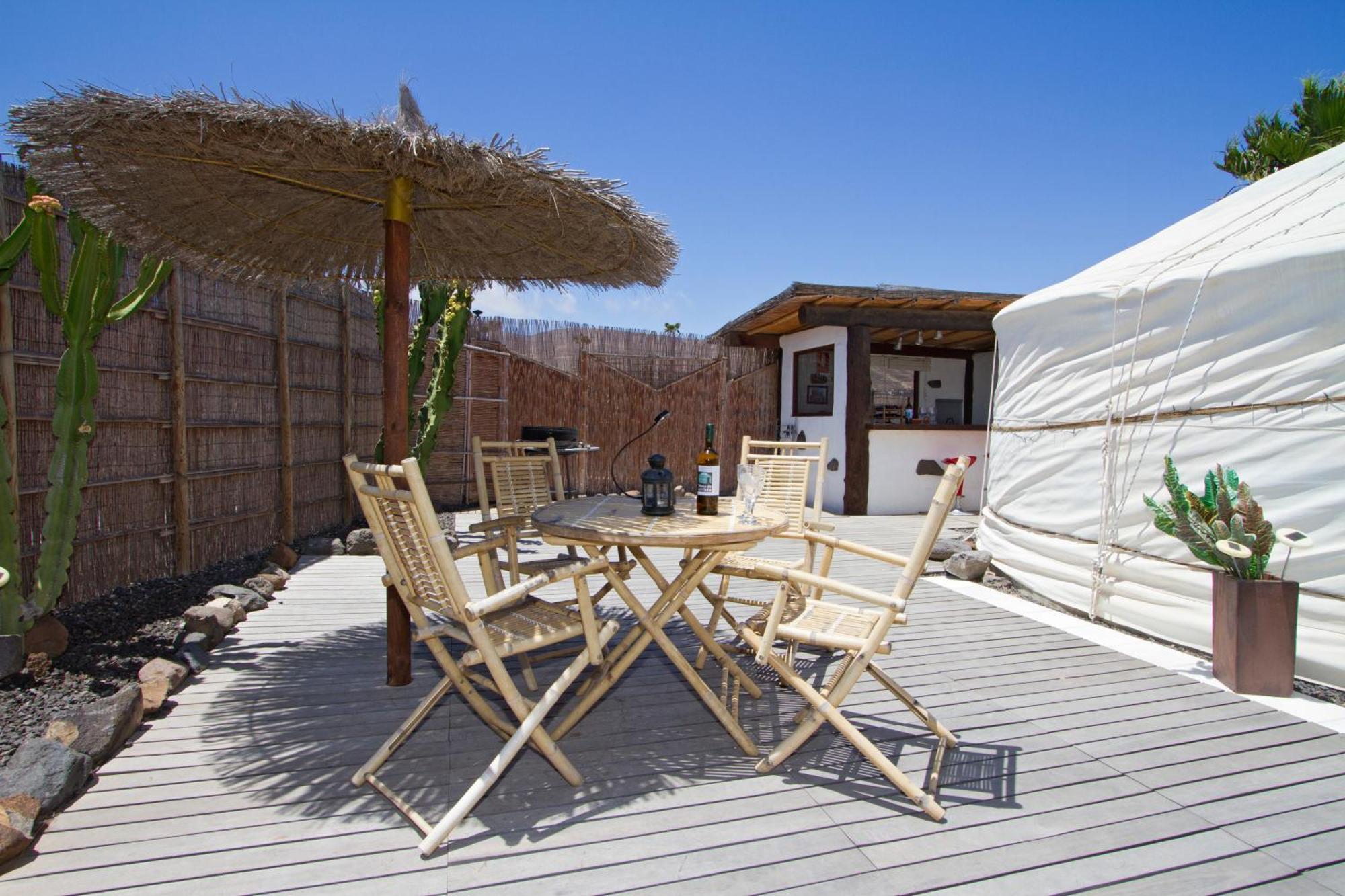 Tabayesco Finca De Arrieta Village - Yurts And Stone Cottages - Shared Pool - Walking Distance To Arrieta Beach - Off Grid מראה חיצוני תמונה